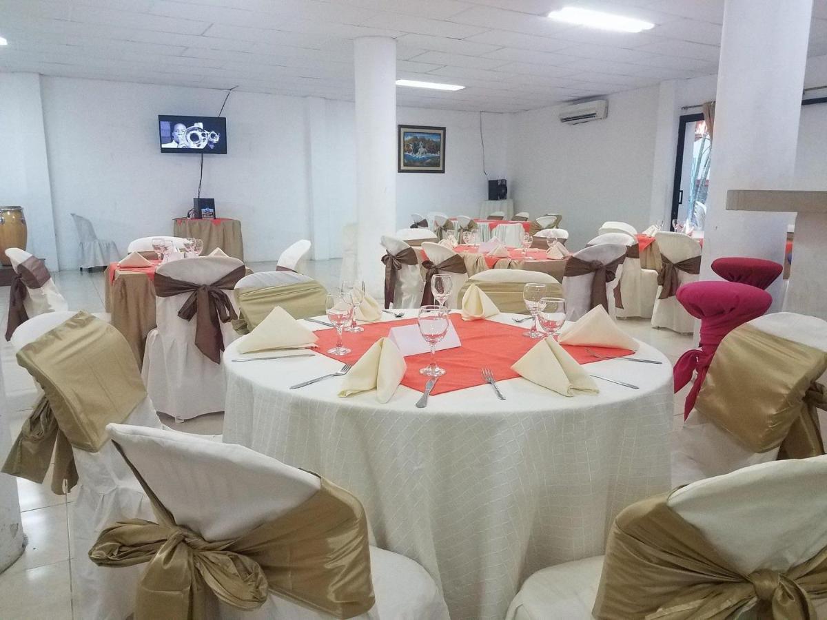 Hotel Arena Caliente General Villamil